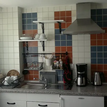 Ferienwohnung Am Schloss Eller - Karlsruher Strasse Apartment Dusseldorf