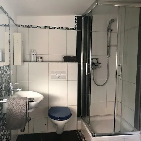 Ferienwohnung Am Schloss Eller - Karlsruher Strasse Dusseldorf