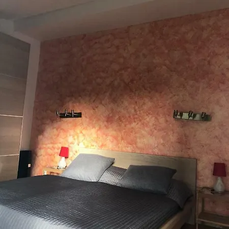 Apartment Ferienwohnung Am Schloß Eller - Karlsruher Strasse *
